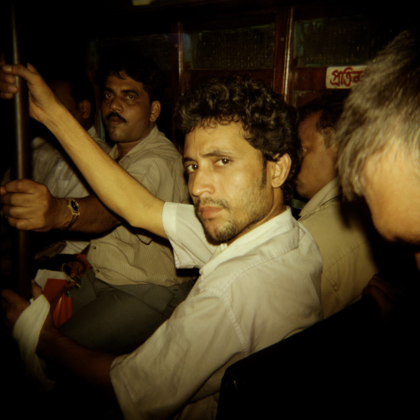 02-INDIA.Calcutta (West Bengala), interno di autobus pubblico